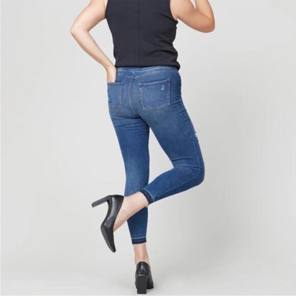 SPANX Distressed Ankle Skinny Jeans size M - Picture 2 of 9